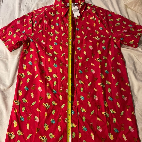 Disney Button up shirt / treats - Picture 3 of 9